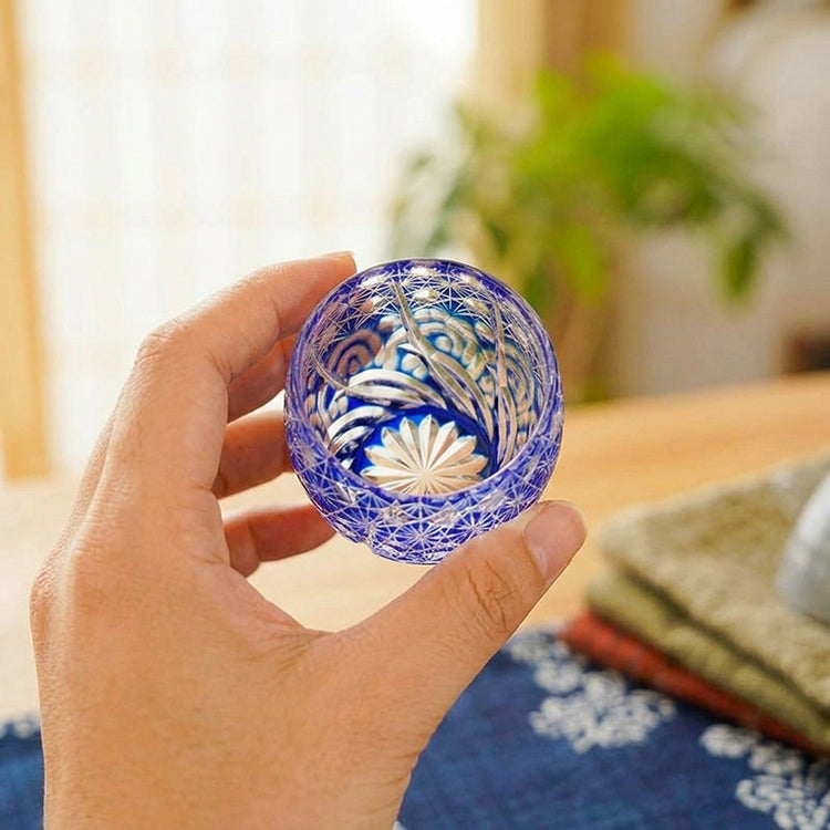 Billow Sake Glasses