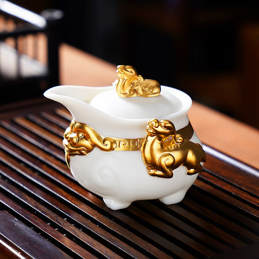 Brave Troops Mutton Fat Jade Porcelain Teapot ，A Unique Design From The Craftsman