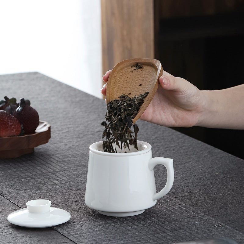How to Make the Mutton Fat Jade Porcelain Tea Cup Stand Out in Your Tea Experience